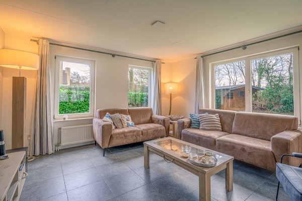 Foto van Sfeervolle villa nabij zee en bos - Vakantiehuis in De Koog - LivingRoom