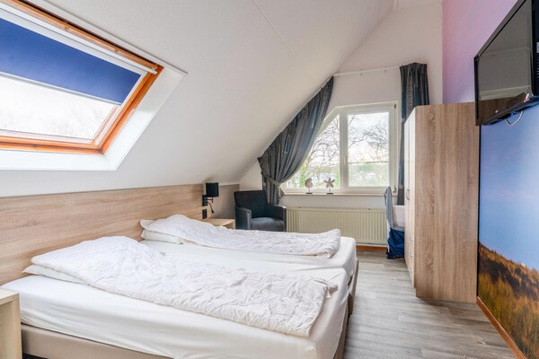 Foto van Sfeervolle villa nabij zee en bos - Vakantiehuis in De Koog - BedRoom