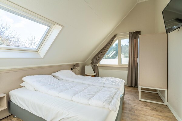 Foto van Sfeervolle villa nabij zee en bos - Vakantiehuis in De Koog - BedRoom