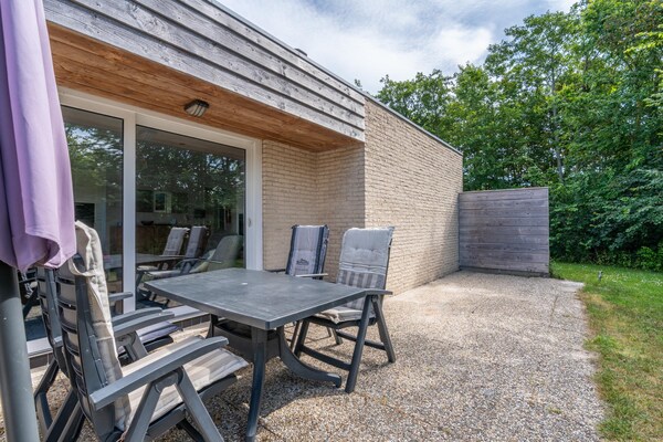 Foto van Sfeervolle vrijstaande bungalow voor 4 personen - Vakantiehuis in De Koog - Terrace