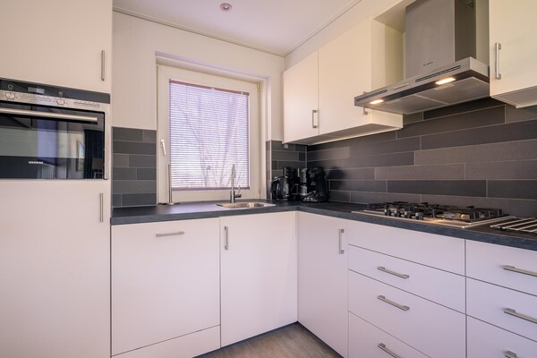 Foto van Sfeervolle vrijstaande bungalow voor 4 personen - Vakantiehuis in De Koog - Kitchen