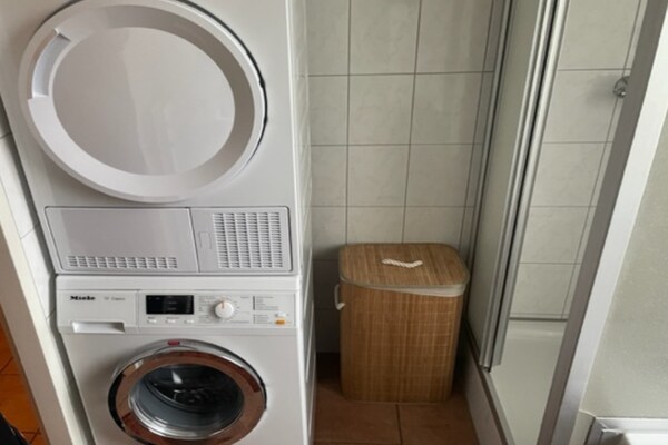 Foto van Wellnessretraite in de natuur - Vakantiehuis in Zevenhuizen - BathRoom