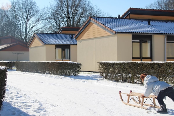 Foto van Wellnessretraite in de natuur - Vakantiehuis in Zevenhuizen - ExteriorWinter