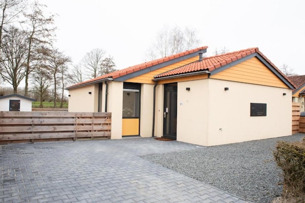 Foto van Zevenhuizen Verblijf met Bubbelbad - Vakantiehuis in Zevenhuizen - ExteriorSummer