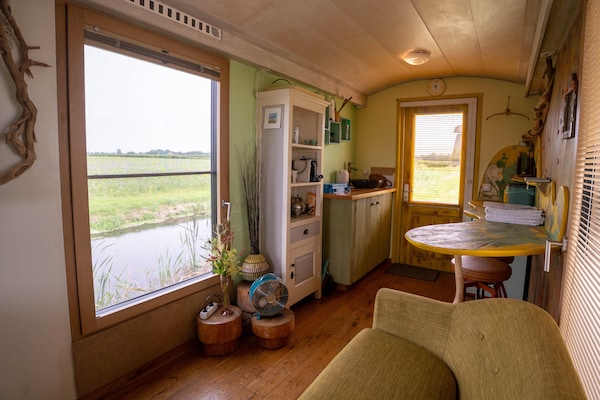Foto van Appartement in Nederland bij de kust - Vakantiehuis in 't Zand - LivingRoom