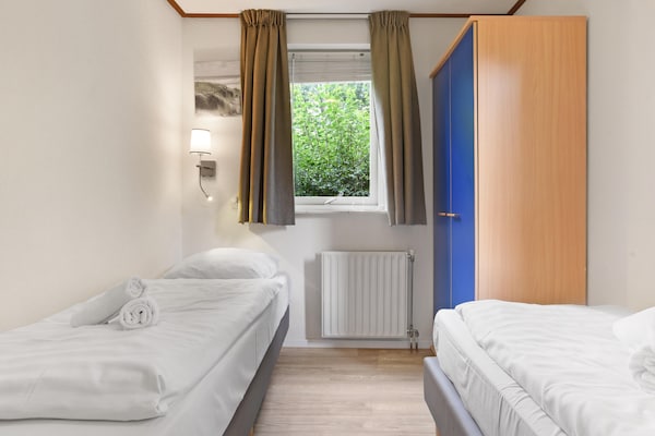 Foto van Gezellig romantisch familieverblijf - Vakantiehuis in Brouwershaven - LivingRoom