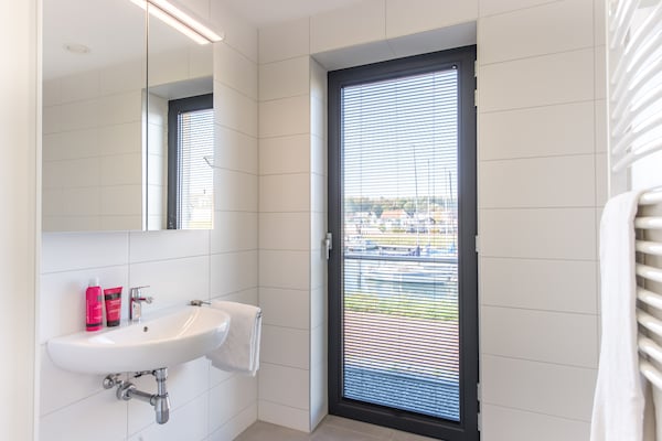 Foto van Appartement in Kamperland bij Veerse Meer - Vakantiehuis in Kamperland - BathRoom