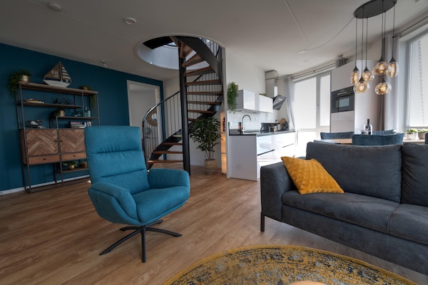 Foto van Appartement Scherpenisse bij Oosterschelde - Vakantiehuis in Scherpenisse - LivingRoom