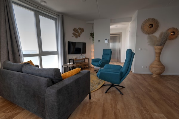 Foto van Appartement Scherpenisse bij Oosterschelde - Vakantiehuis in Scherpenisse - LivingRoom