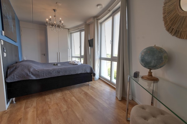 Foto van Appartement Scherpenisse bij Oosterschelde - Vakantiehuis in Scherpenisse - BedRoom