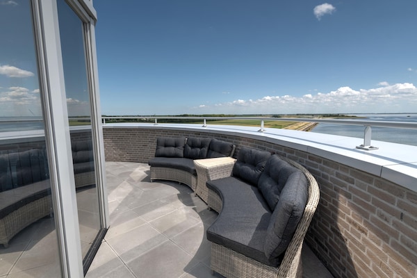 Foto van Appartement Scherpenisse bij Oosterschelde - Vakantiehuis in Scherpenisse - TerraceBalcony