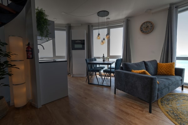 Foto van Appartement Scherpenisse bij Oosterschelde - Vakantiehuis in Scherpenisse - LivingRoom