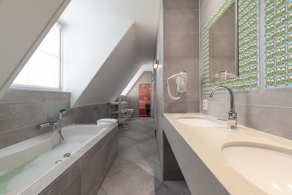 Foto van Vakantiehuis bij Zeeuwse stranden - Vakantiehuis in Colijnsplaat - BathRoom