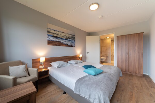 Foto van Vakantiehuis bij Zeeuwse stranden - Vakantiehuis in Colijnsplaat - BedRoom