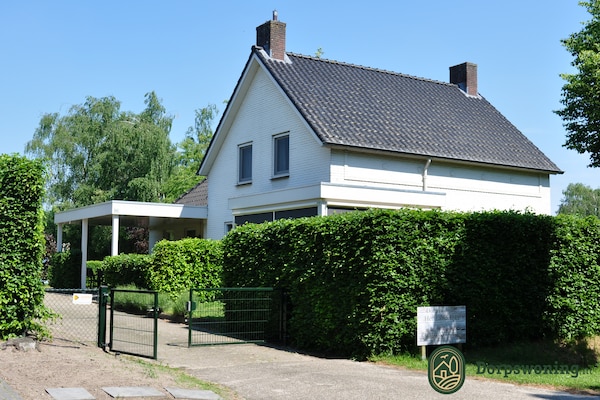 Foto van Huisje in Leenderstrijp natuurgebied - Vakantiehuis in Leende - ExteriorSummer