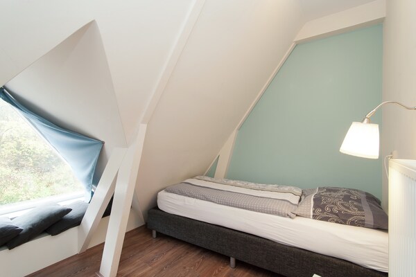 Foto van Vakantiehuis in Bergen bij Noordzeestrand - Vakantiehuis in Bergen aan zee - BedRoom