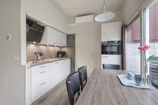 Foto van Gezellige familie Limburg Verblijf - Vakantiehuis in Walem - Kitchen