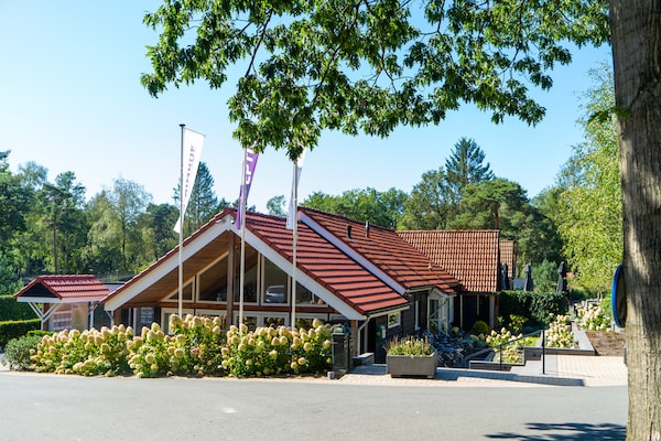 Foto van Tiny House met uitzicht op het bos - Vakantiehuis in Hoenderloo - ParkFacilities