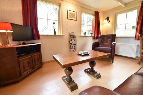 Foto van Vakantiehuis met fietsgebied - Vakantiehuis in Den ham - LivingRoom