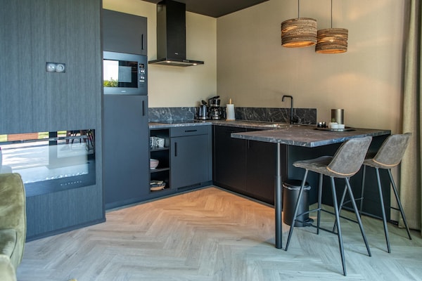 Foto van Privésauna bij Wellness Lodge in Drenthe - Vakantiehuis in Dalerveen - Kitchen
