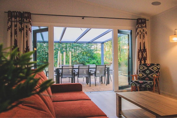 Foto van Premium saunalodge voor 8 personen in Slagharen - Vakantiehuis in Slagharen - LivingRoom