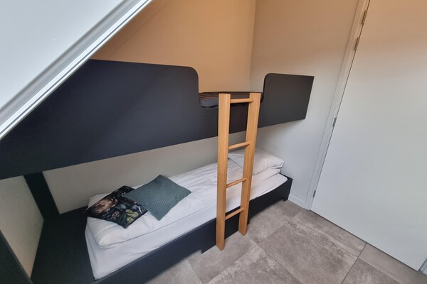 Foto van Villa aan het water met aanlegsteiger - Vakantiehuis in Balk - BedRoom