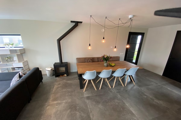 Foto van Villa aan het water met aanlegsteiger - Vakantiehuis in Balk - DiningRoom