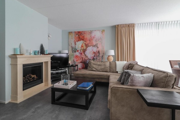 Foto van Sfeervolle duinvilla met sauna - Vakantiehuis in Makkum - LivingRoom