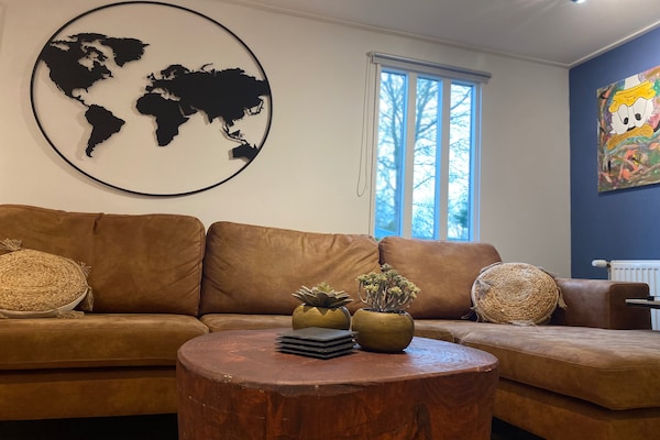 Foto van Chalet in Tzummarum bij Friese landschap - Vakantiehuis in Tzummarum - LivingRoom