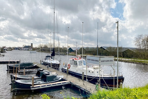 Foto van Twee vakantiehuizen tegenover elkaar - Vakantiehuis in grou - AreaSummer1KM