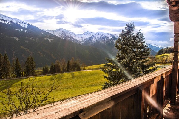 Foto van Appartement in Mittersill bij KitzSki Lift - Vakantiehuis in Mittersill - TerraceBalcony