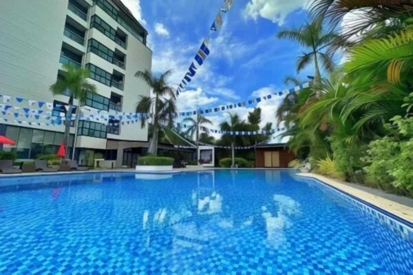 Foto van Premium Luxe Verblijf in Sunday Hevea Resort - Vakantiehuis in Pampanga - PoolOfHouse
