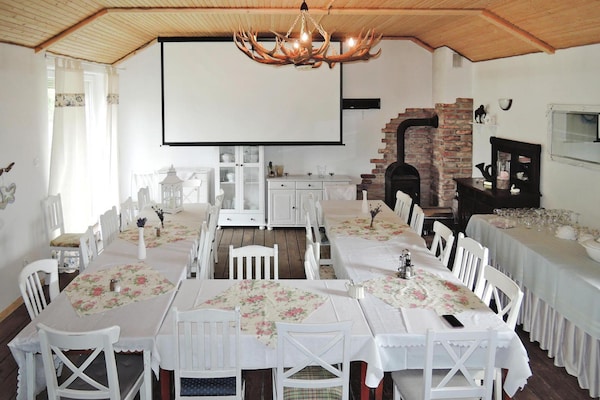 Foto van Villa in Troszyn bij meer met strand - Vakantiehuis in Troszyn - DiningRoom