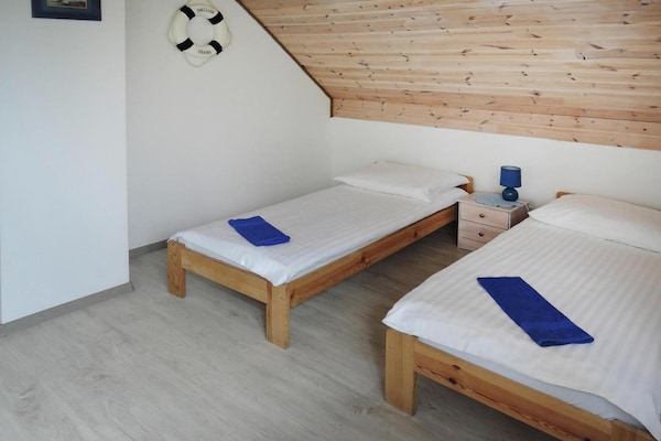 Foto van Villa in Troszyn bij meer met strand - Vakantiehuis in Troszyn - BedRoom