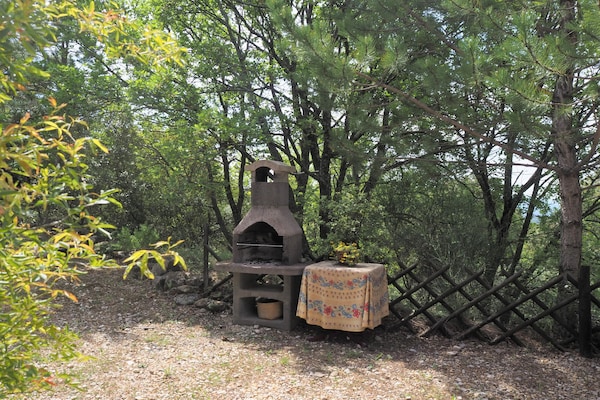 Foto van Chalet bij Mont Ventoux met Uitzicht - Vakantiehuis in Bédoin - GardenSummer