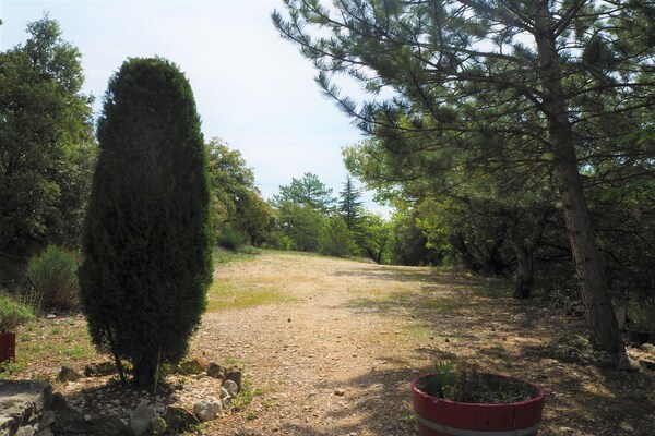 Foto van Chalet bij Mont Ventoux met Uitzicht - Vakantiehuis in Bédoin - Outdoor