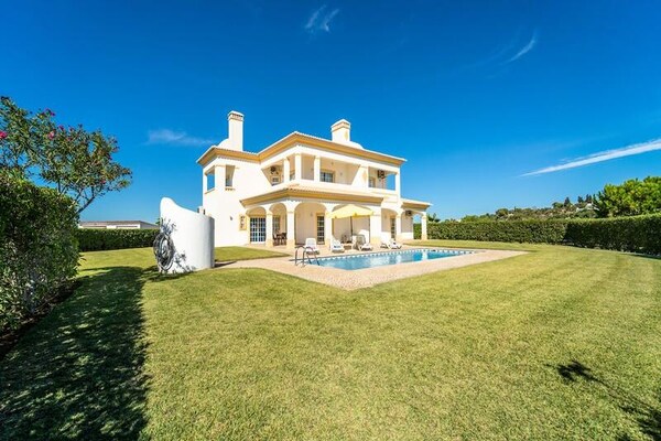 Foto van Villa in Albufeira vlakbij Salgados Golf - Vakantiehuis in  - Untagged