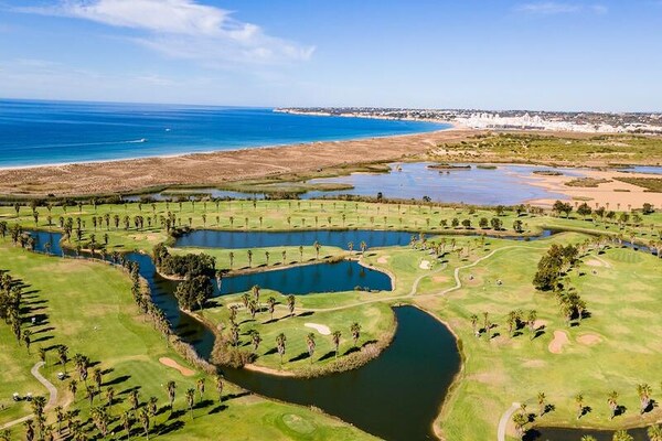 Foto van Villa in Albufeira vlakbij Salgados Golf - Vakantiehuis in  - Untagged