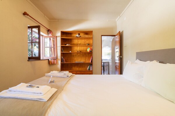 Foto van Privéverblijf in Sintra met bar en tuin - Vakantiehuis in Colares - BedRoom