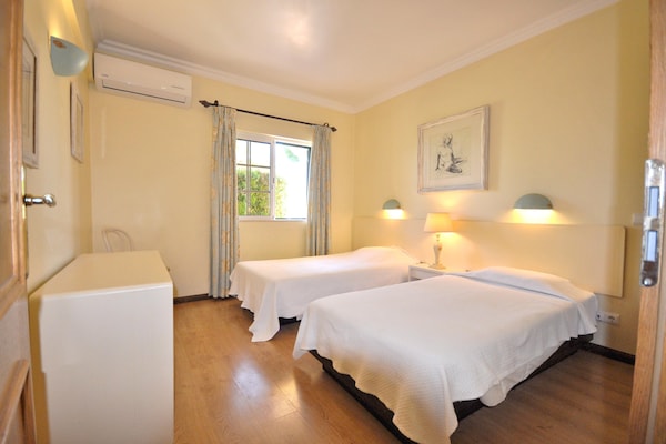 Foto van Villa in Vilamoura bij Falésia Strand - Vakantiehuis in Quarteira - BedRoom
