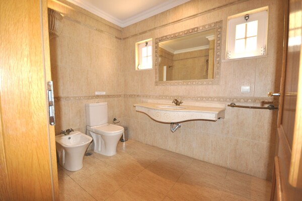 Foto van Villa in Vilamoura bij Falésia Strand - Vakantiehuis in Quarteira - BathRoom