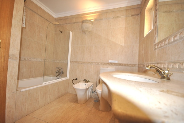 Foto van Villa in Vilamoura bij Falésia Strand - Vakantiehuis in Quarteira - BathRoom