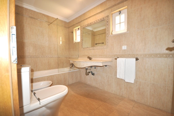 Foto van Villa in Vilamoura bij Falésia Strand - Vakantiehuis in Quarteira - BathRoom