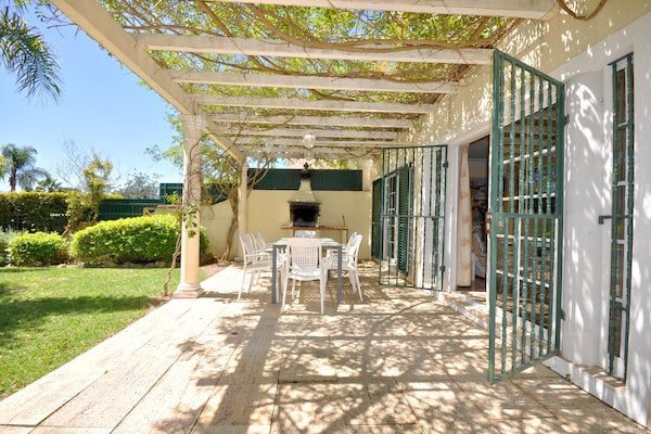 Foto van Villa in Vilamoura bij Falésia Strand - Vakantiehuis in Quarteira - TerraceBalcony