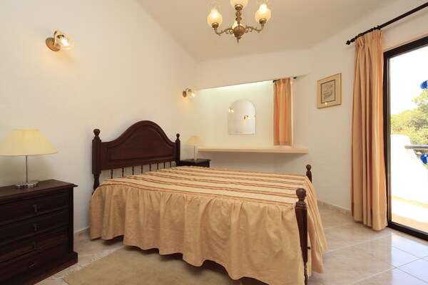 Foto van Villa in rustieke stijl met prive zwembad - Vakantiehuis in Vilamoura - BedRoom