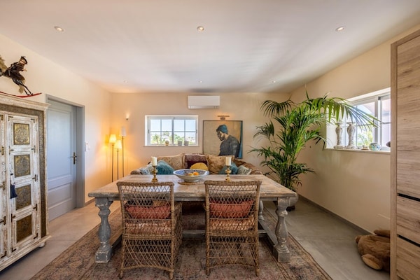 Foto van Luxe villa voor 2 personen in Budens - Vakantiehuis in Budens - DiningRoom