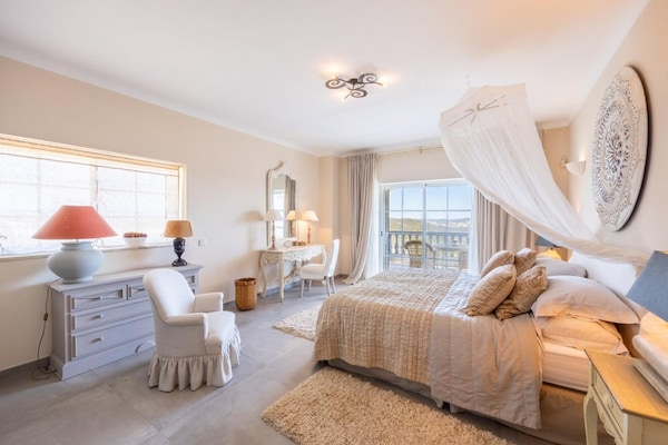 Foto van Luxe villa voor 2 personen in Budens - Vakantiehuis in Budens - BedRoom