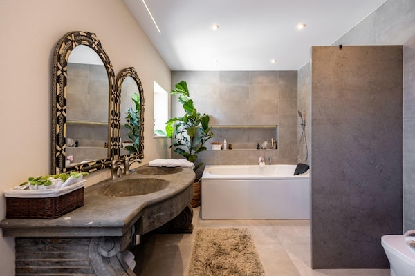 Foto van Luxe villa voor 2 personen in Budens - Vakantiehuis in Budens - BathRoom