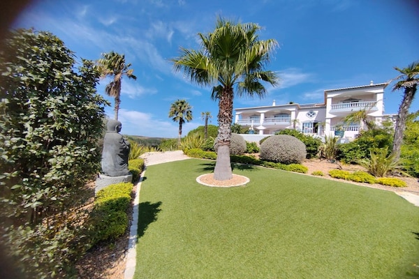 Foto van Luxe villa voor 2 personen in Budens - Vakantiehuis in Budens - GardenSummer