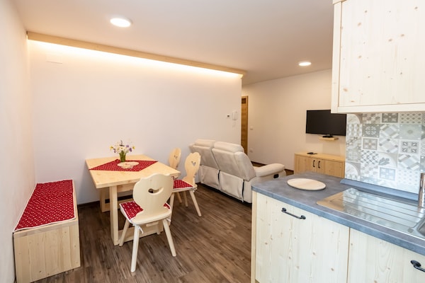 Foto van The Woodland Nook Apartments Bohinj - Two Bedroom Apartment with Balcony - BathRoom